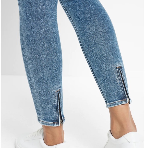 Express Mid Rise Medium Wash Back Zipper Hem Skinny Jeans - Picture 4 of 4